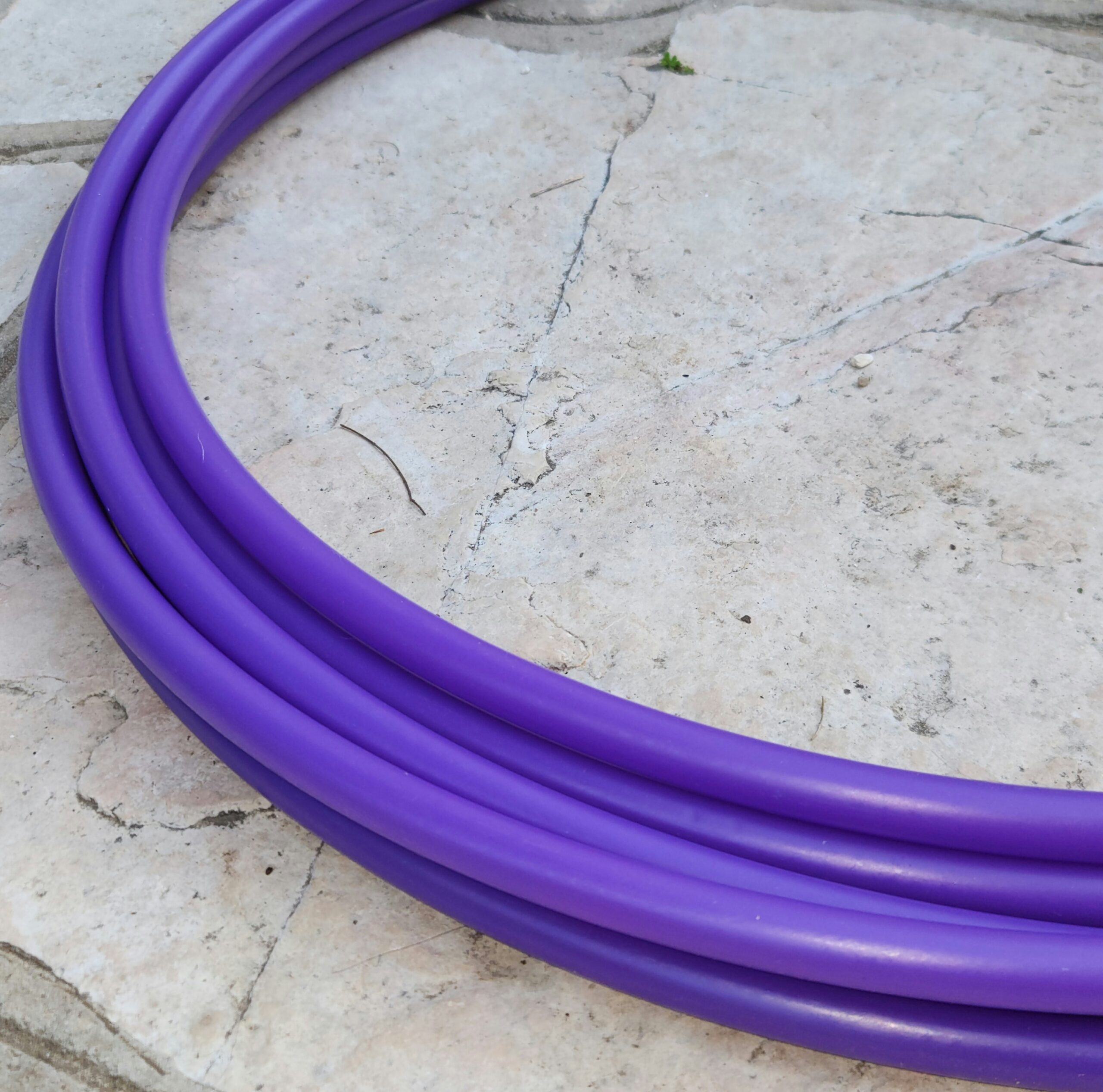 20241224_155530-scaled-2.jpg חישוק HDPE 34 - סגול – תמונה 1