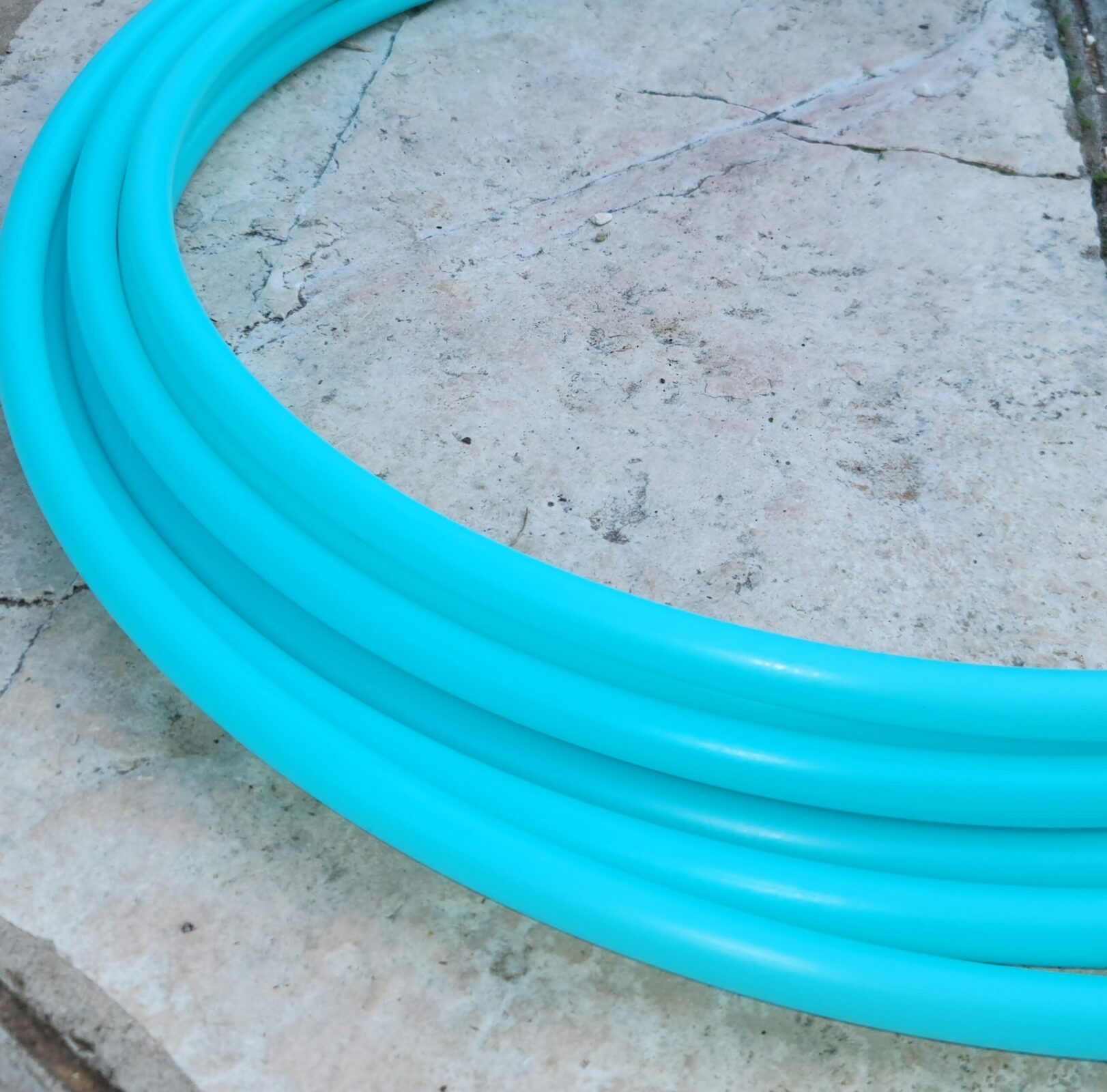 20241224_155543-1-scaled-e1735079507650.jpg חישוק HDPE 34 - תכלת – תמונה 1