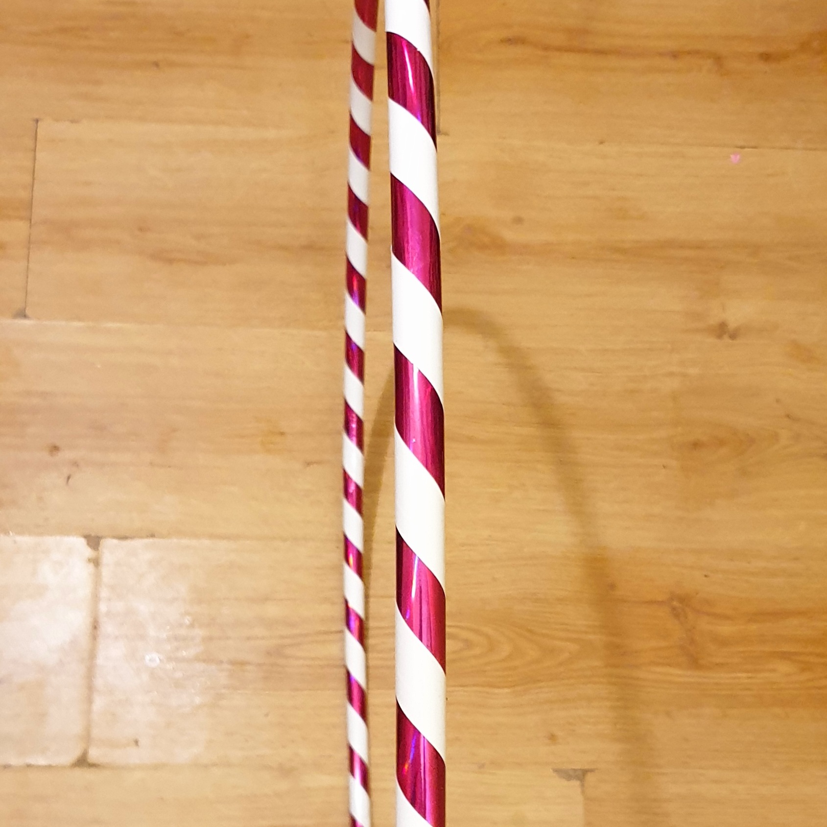 חישוק-ילדים-ורוד-לבן-1.jpg חישוקי ילדים: ורוד לבן – תמונה 1